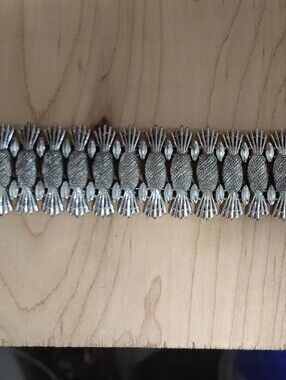 VINTAGE-SARAH COVENTRY Pineapple Crown Link Silver Tone Bracelet 7.5 Inch